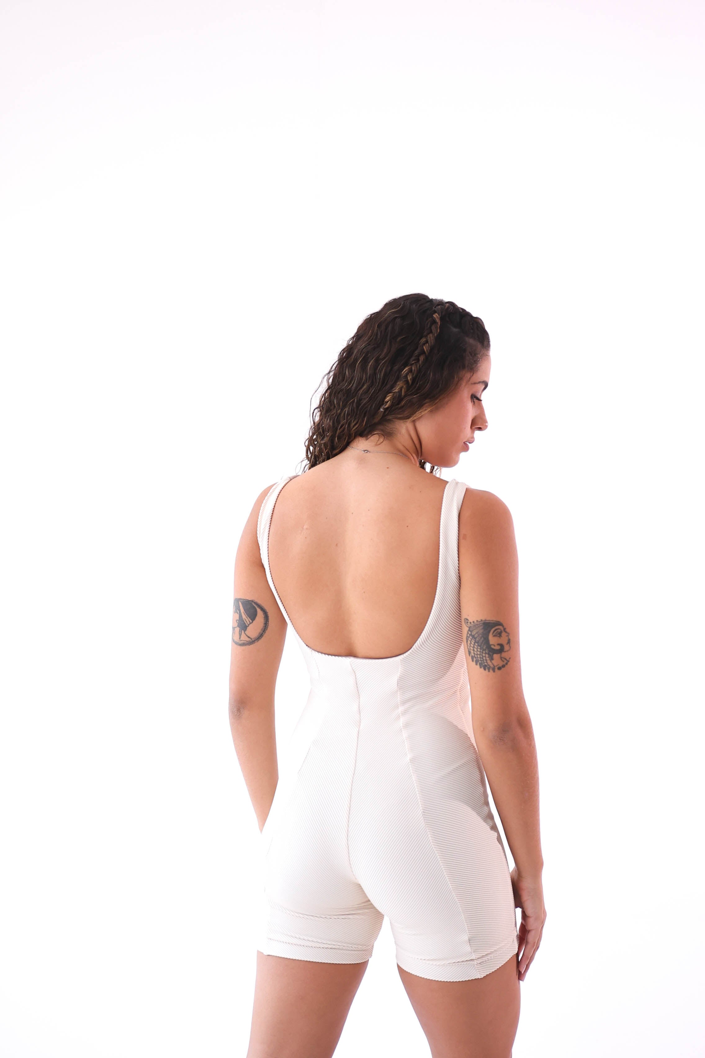 Macacao Curto Cotele